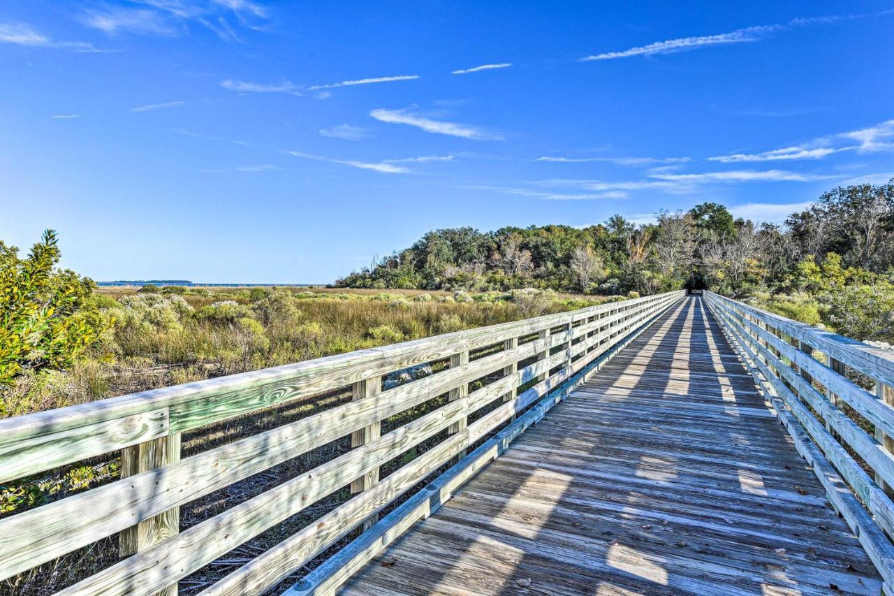 Villa Breezy Hilton Head Getaway 3 Decks And Water Views! à Île de Hilton-Head Extérieur photo